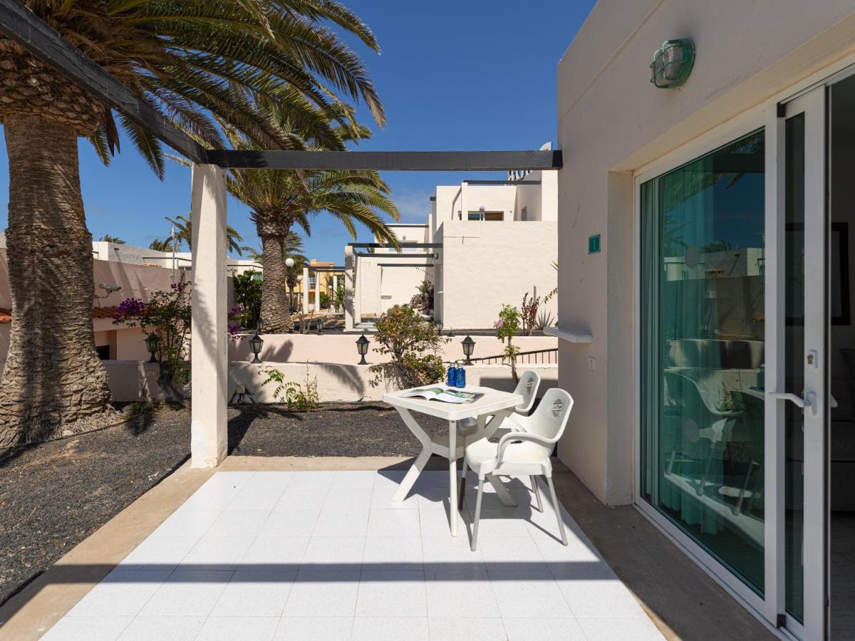Homeforguest Apartamento 13 Con Terraza Y Piscina En Corralejo Exterior photo